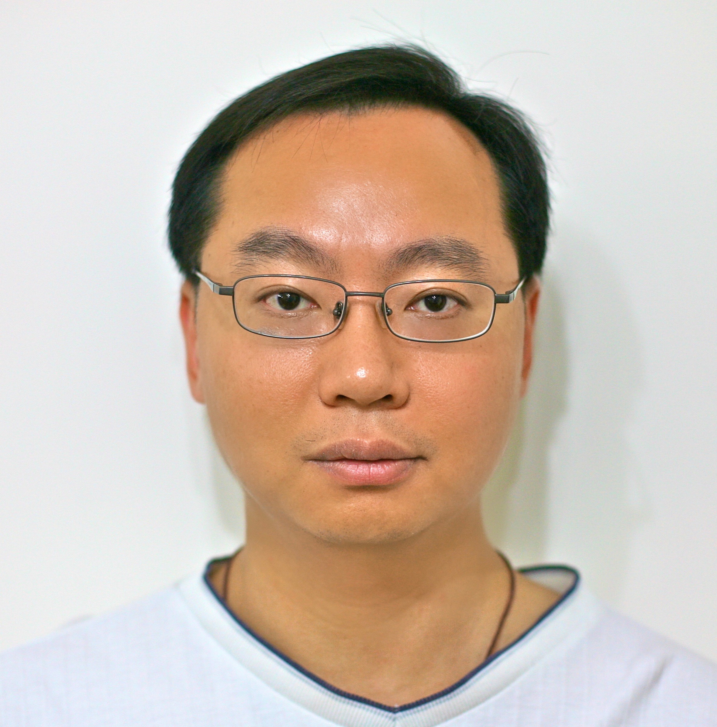 Vincent LAU